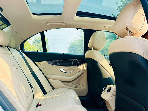 Hire-Mercedes-C-Class-Car-04